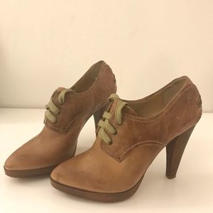 7.5 Harlow Oxford Pumps